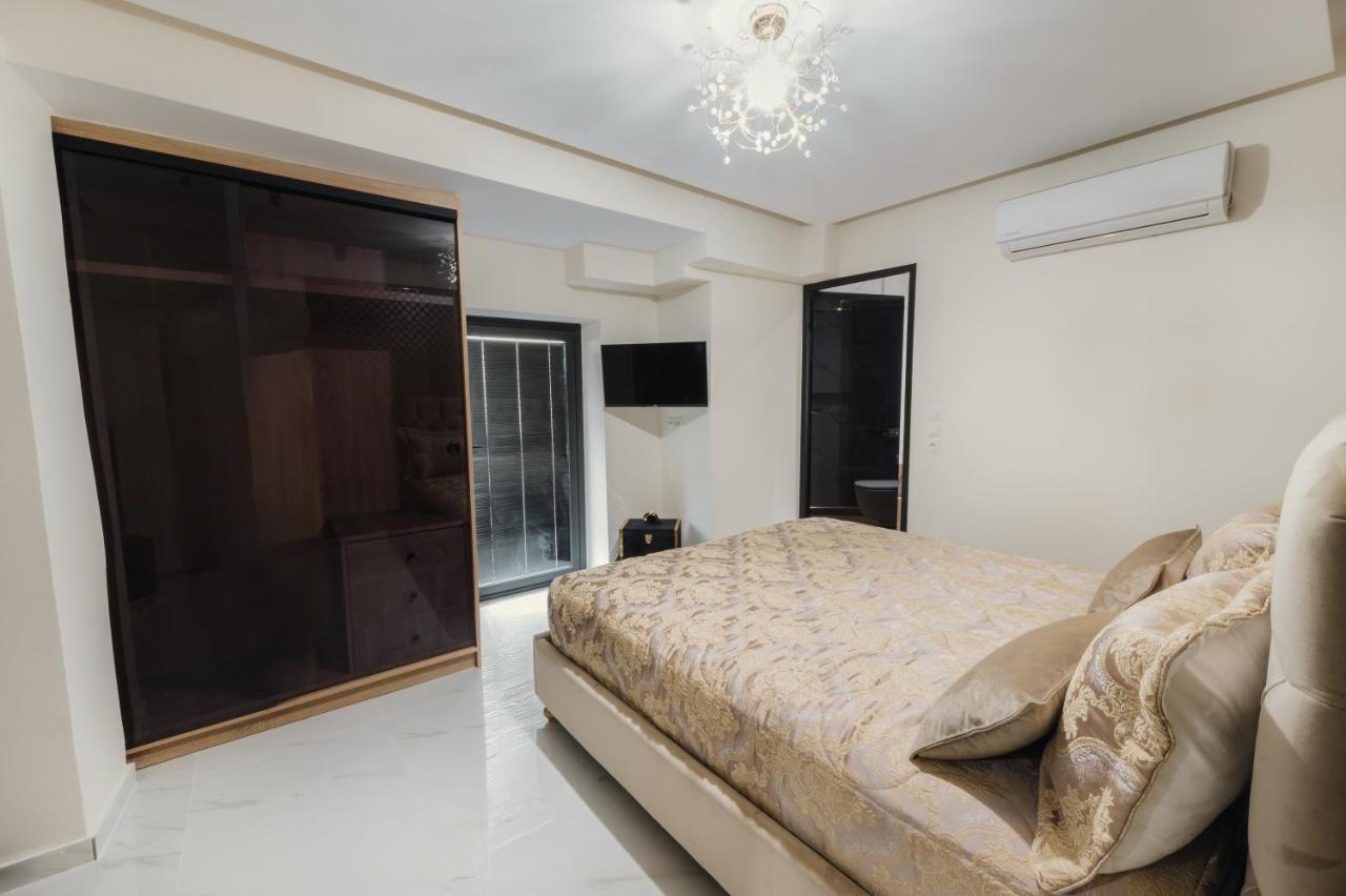 Odysseus Luxury House Case de vacanță